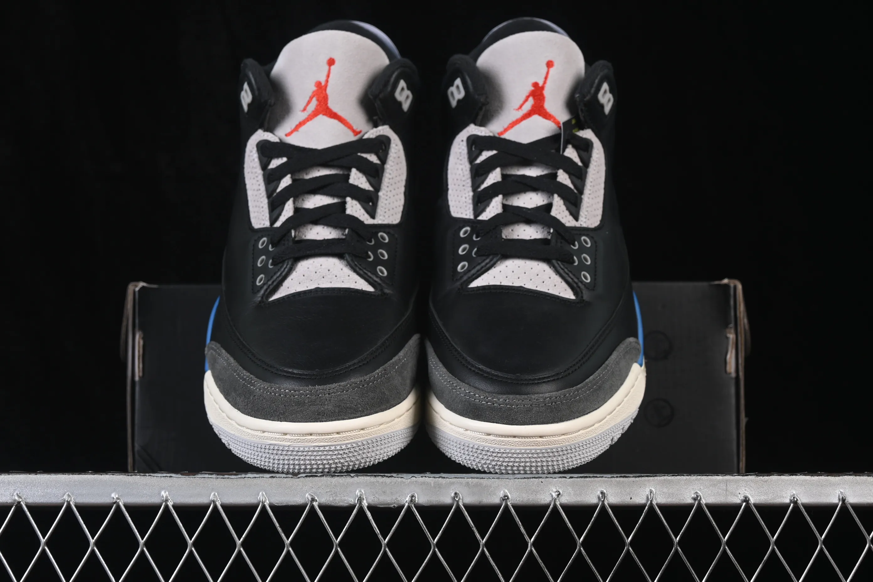 All categories Air Jordan Jordan series basketball shoes Air Jordan 3 LJR version Air Jordan 3 OG "Rare Air" AJ3 Joe 3 small reverse hook IB8967-004
